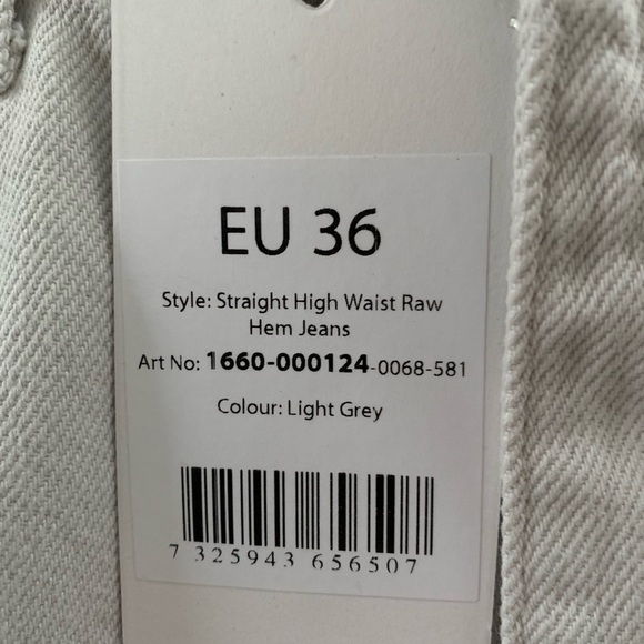 New with tags. Na-kd raw hem jeans - Picture 10 of 12